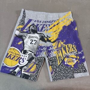 LeBron James Sweat Shorts Mens X-Large Gray Los Angeles Lakers NBA Basketball